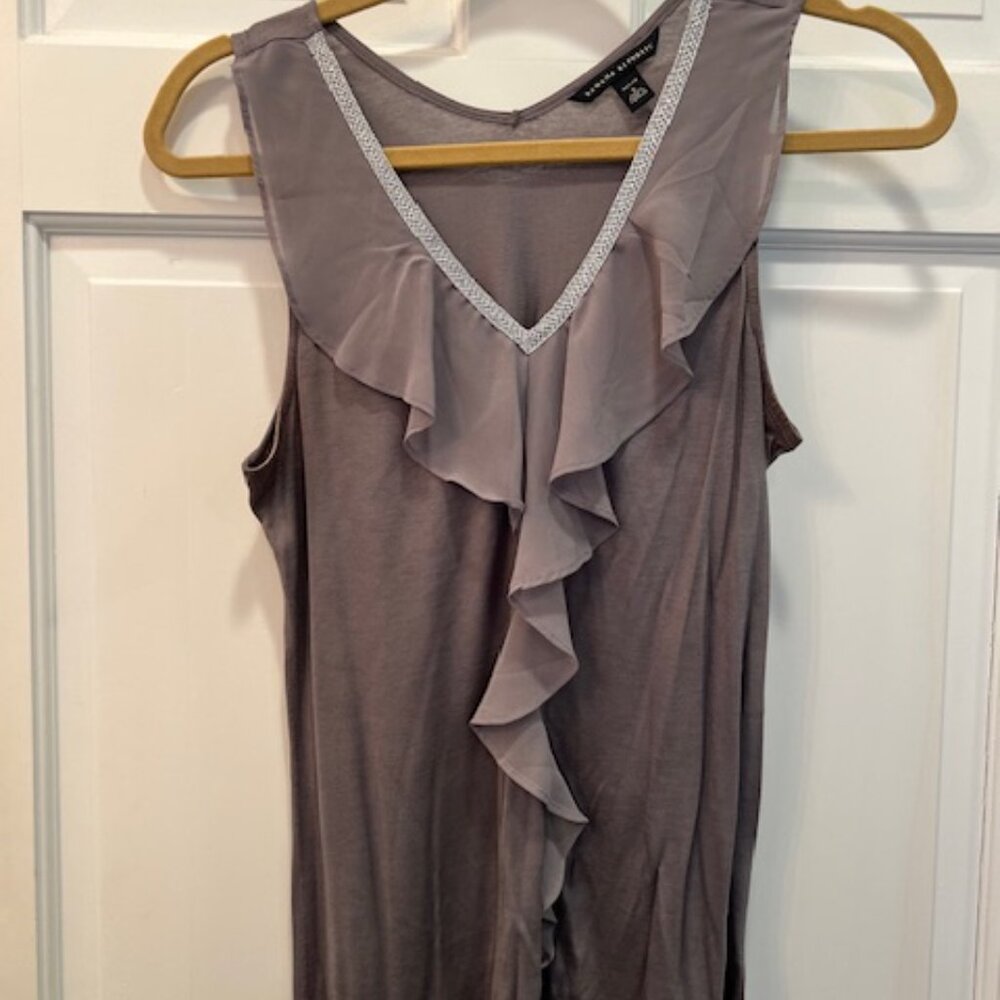Banana Republic Purple Flowy Blouse Size - Small (Petite)